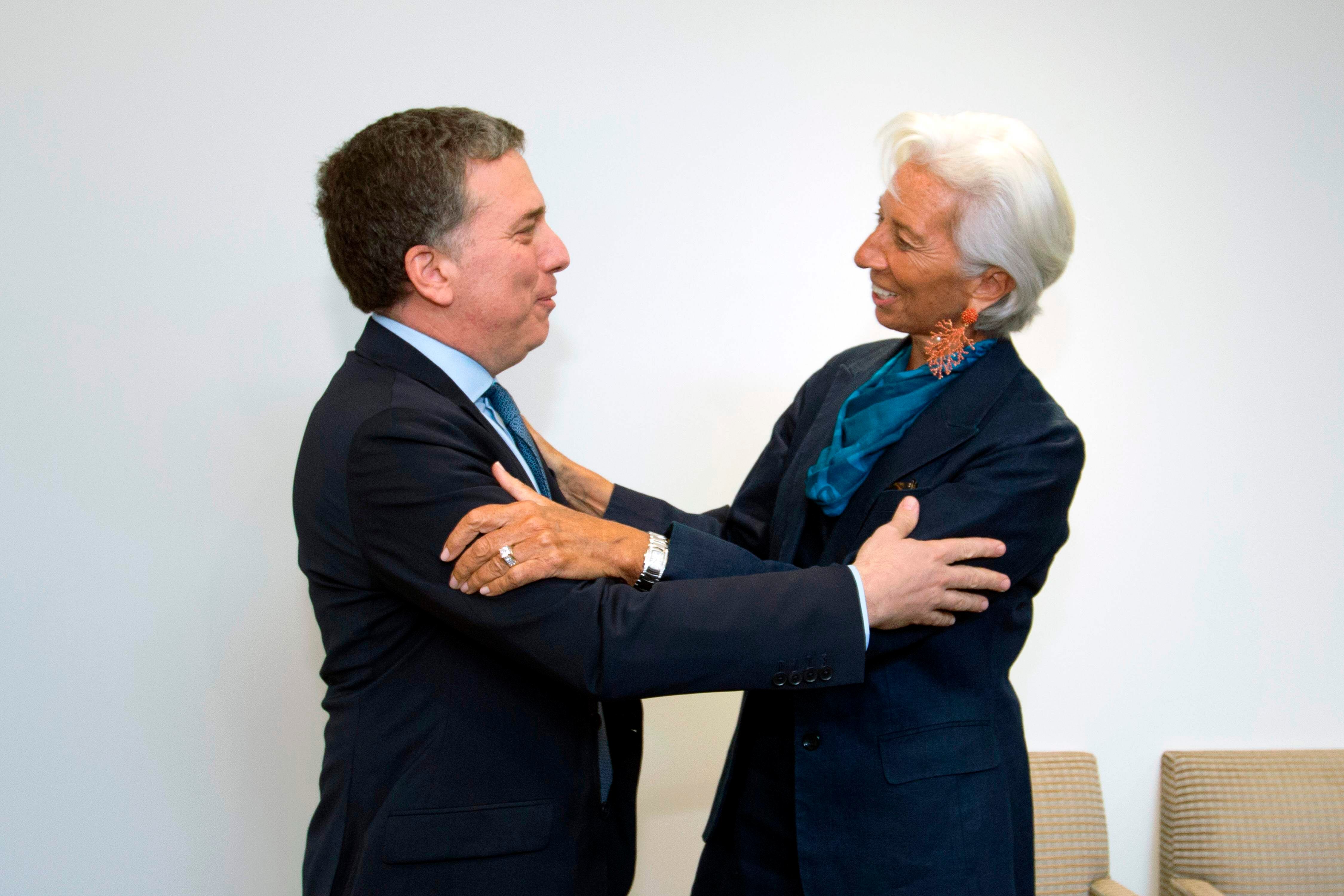 Nicolás Dujovne y Christine Lagarde, los firmantes del acuerdo stand by de 2018.