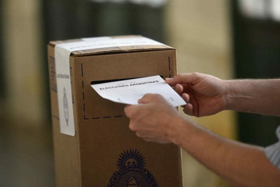 En las PASO, los votos en blanco influyen en el resultado final.