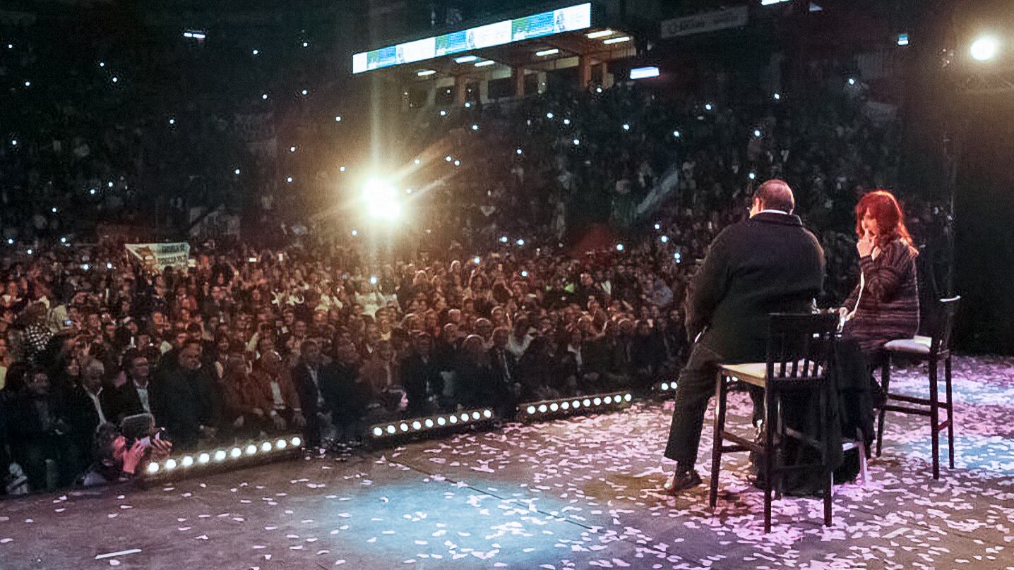 Cristina Fernández en el estadio Aldo Cantoni, de San Juan.