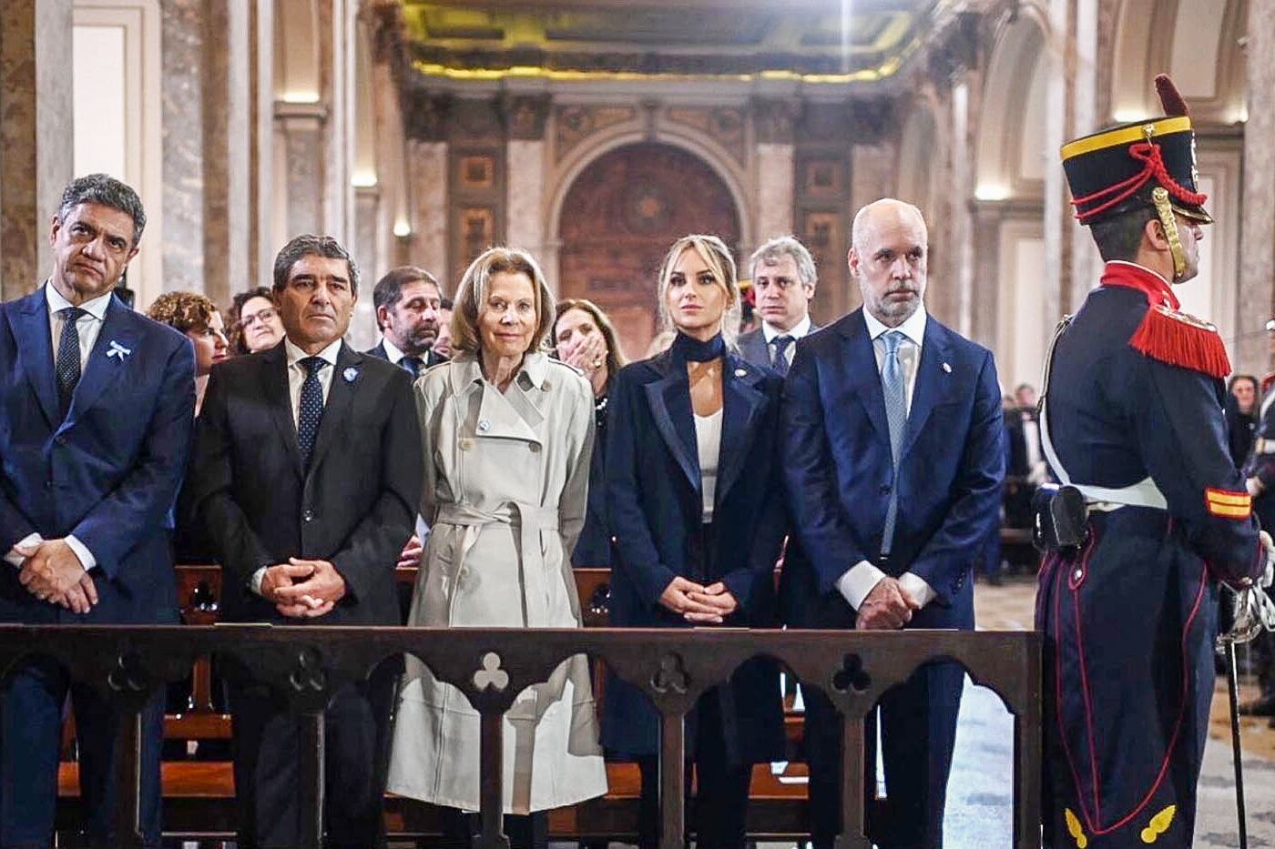 Larreta participó del Tedeum por el 25 de Mayo que se realizó en la Catedral de Buenos Aires.