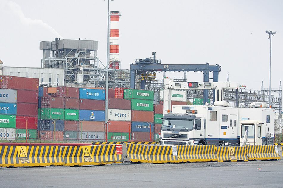 Las exportaciones suben apenas 1,2 por ciento en lo que va del año, contra un alza del 19,9 por ciento interanual en las importaciones.