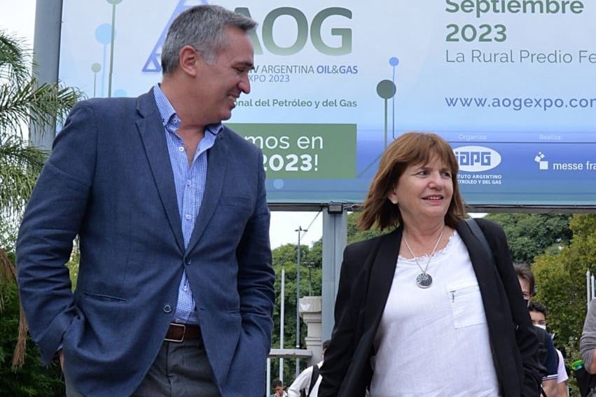 Sánchez junto a la presidenta del PRO, Patricia Bullrich, en la exposición Internacional del Petroleo y el Gas. Foto: Twitter/Francisco Sánchez.
