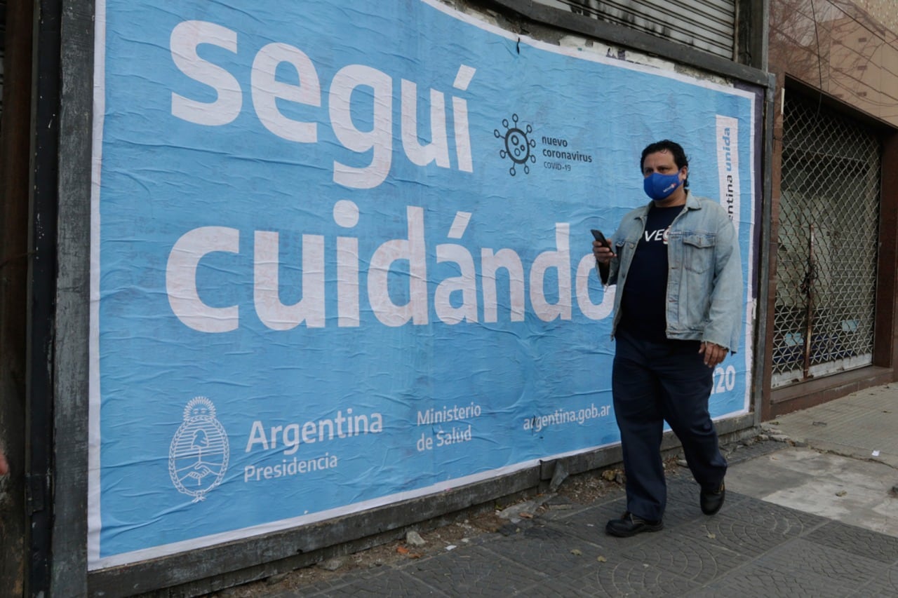 Este viernes volvió a haber más de 5 mil casos diarios de Covid-19. 