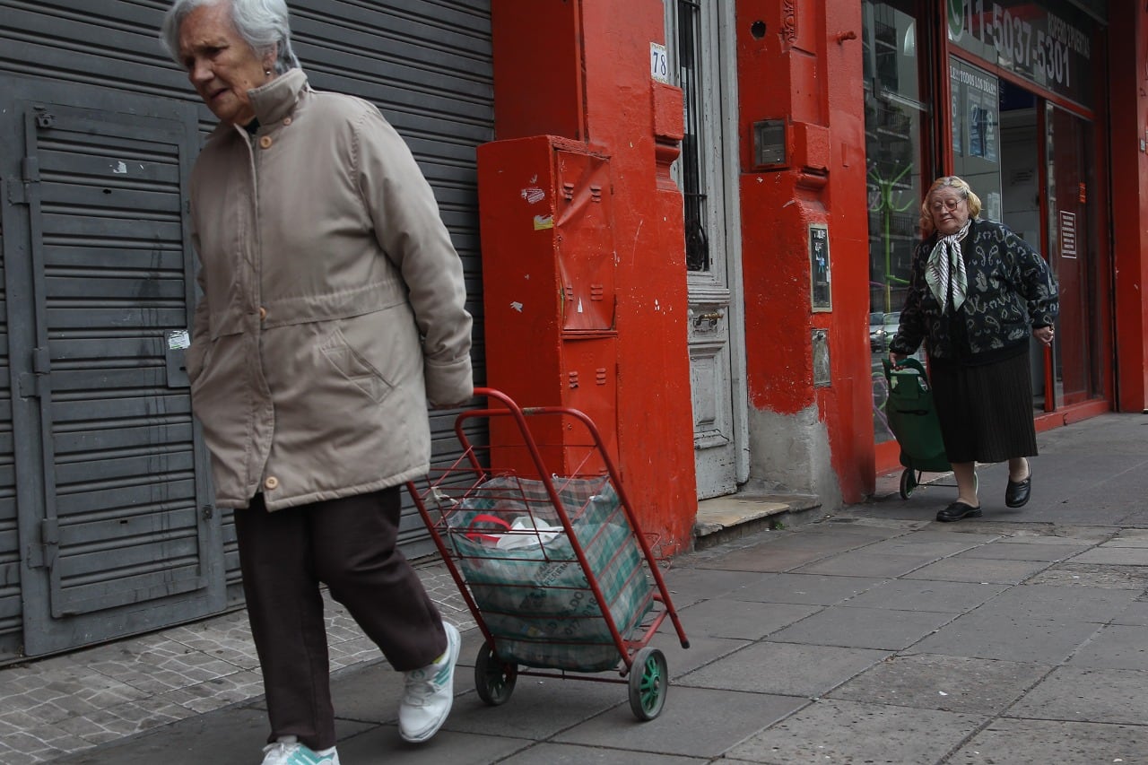 Los jubilados cobrarán este fin de año un bono de 8.000 pesos.