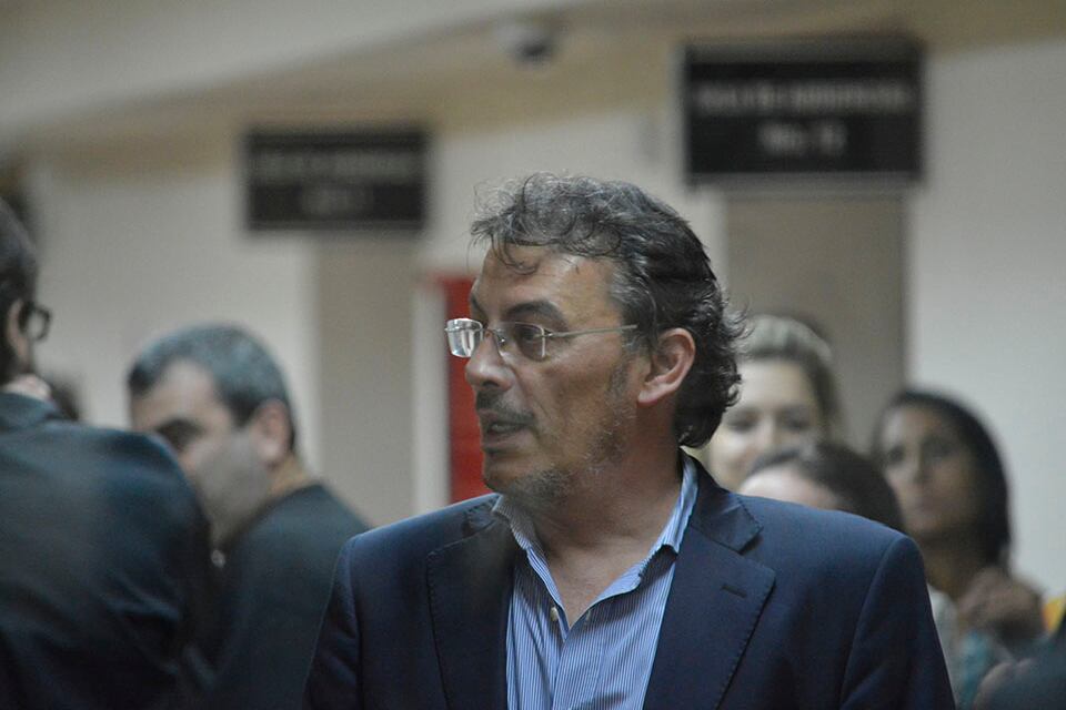 Ademar Bianchini recibió a la madre de la víctima y tomó testimonios.