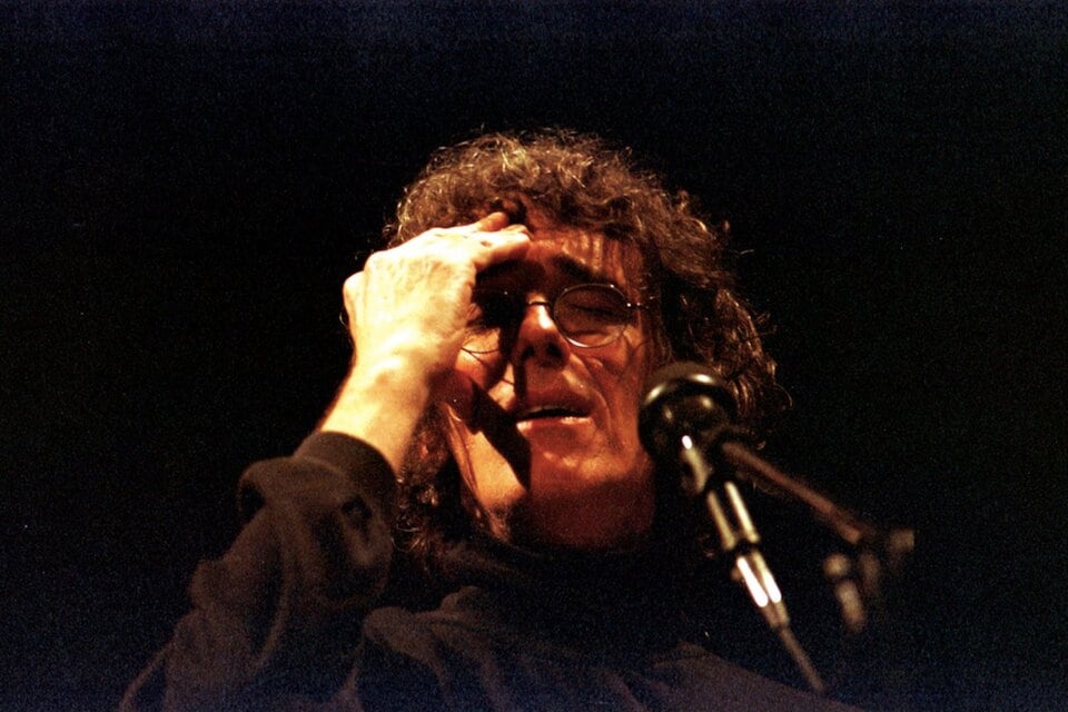 El disco emblema de Luis Alberto Spinetta y su banda Pescado Rabioso llega al Teatro Colón a 50 años de su lanzamiento. (Imagen: Arnaldo Pampillon)