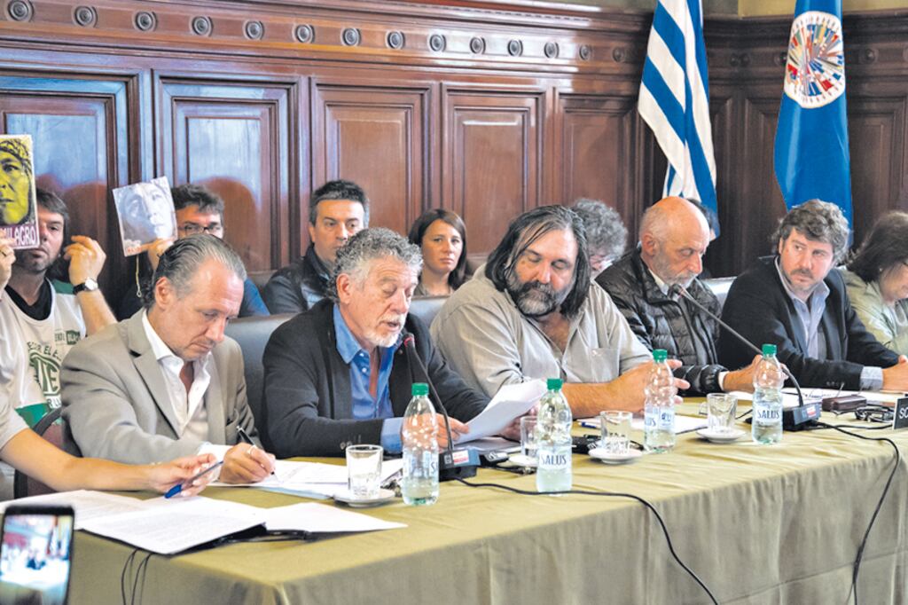 Hubo una amplia representación sindical en la audiencia que se realizó ayer en Montevideo.