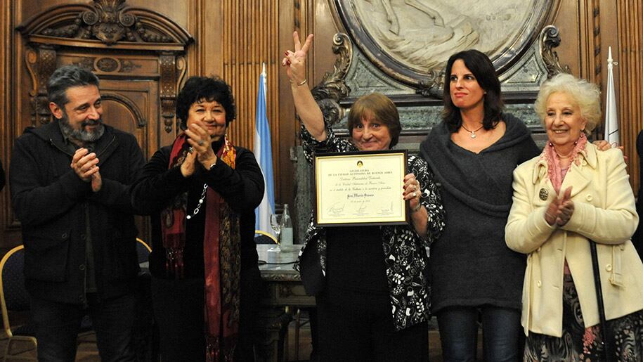 “Cada mañana me digo, una y otra vez, soy lo que creo”, sostuvo María Seoane en la ceremonia.