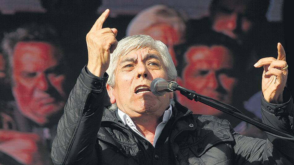 El titular de Camioneros, Hugo Moyano, será el orador principal de la marcha.