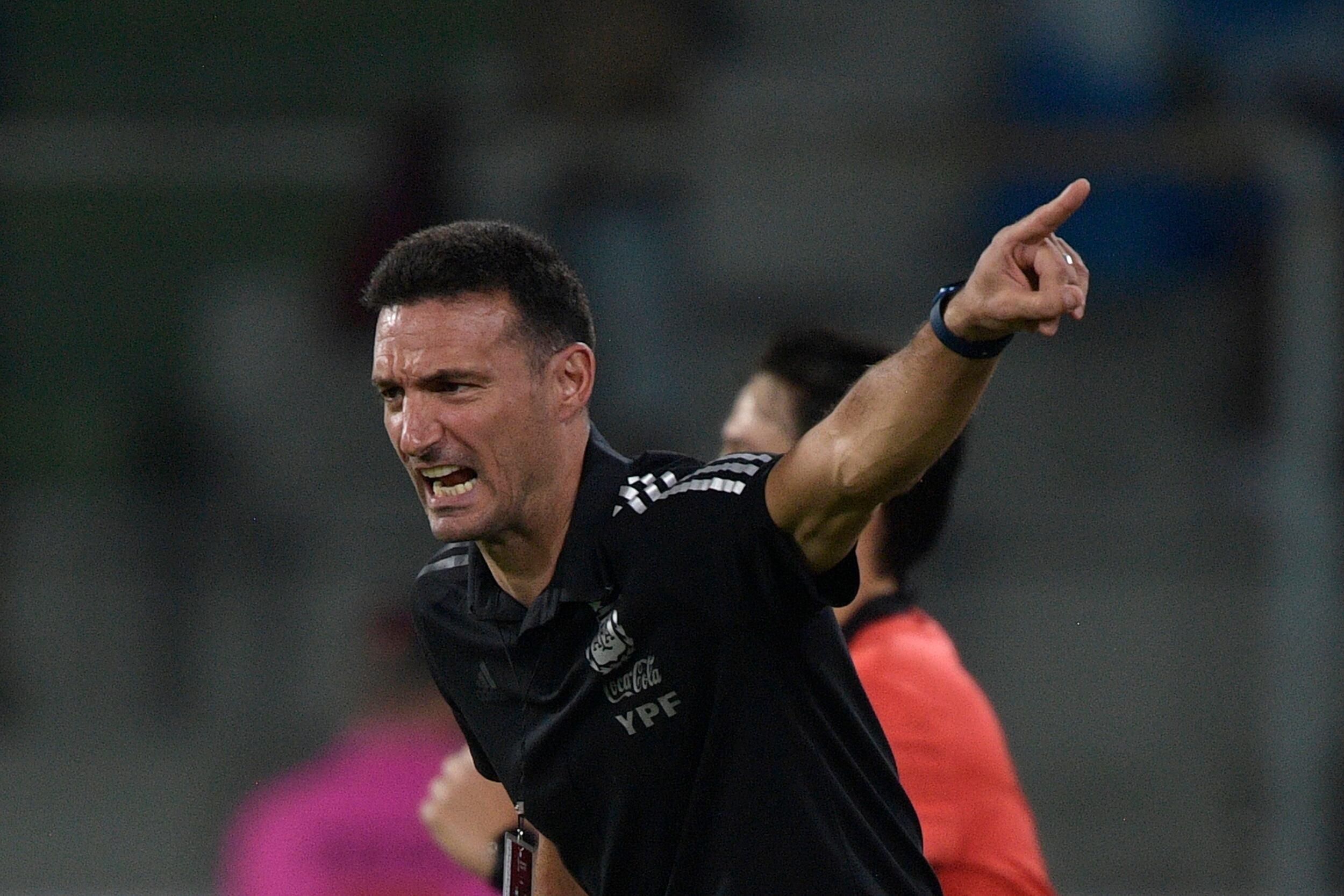 Scaloni dejó en el banco a Álvarez, que venía de sumar minutos en Chile