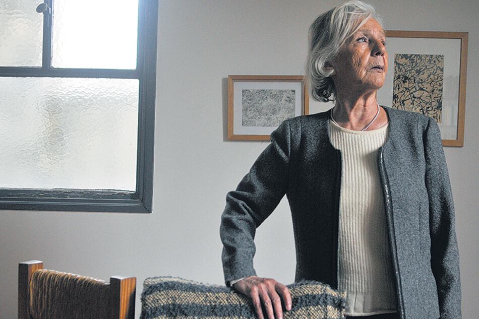 “Lo que encontrás en una plataforma lo vas a encontrar en la otra; no hay forma de perderse una noticia”, afirma Sarlo.