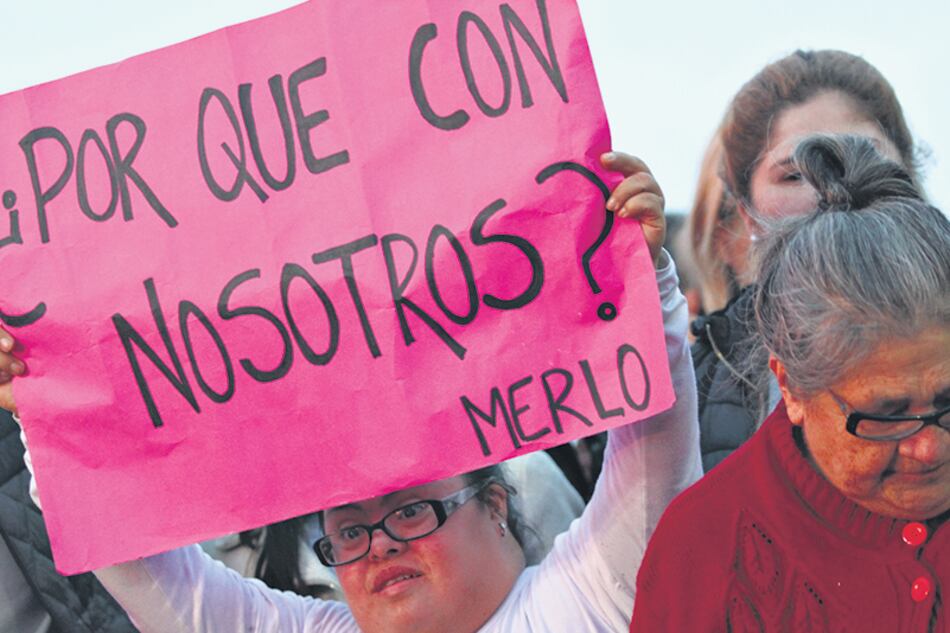 Personas con insuficiencia renal deben pagar hasta 33 mil pesos por mes en tratamientos de diálisis cuando se les cae la pensión.