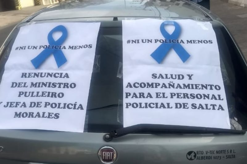 Marcha de familiares de policías