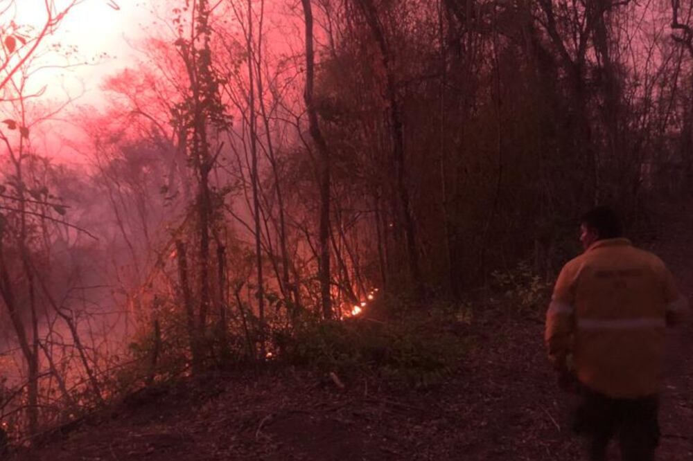 Fuego en el municipio de Urundel.