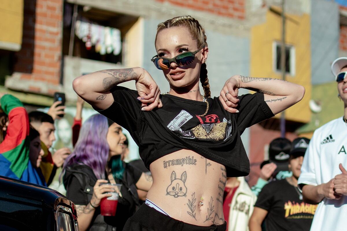 "Hacer un género implica adaptar un concepto, desarrollarlo: son historias las canciones", dice sobre su aproximación al malianteo