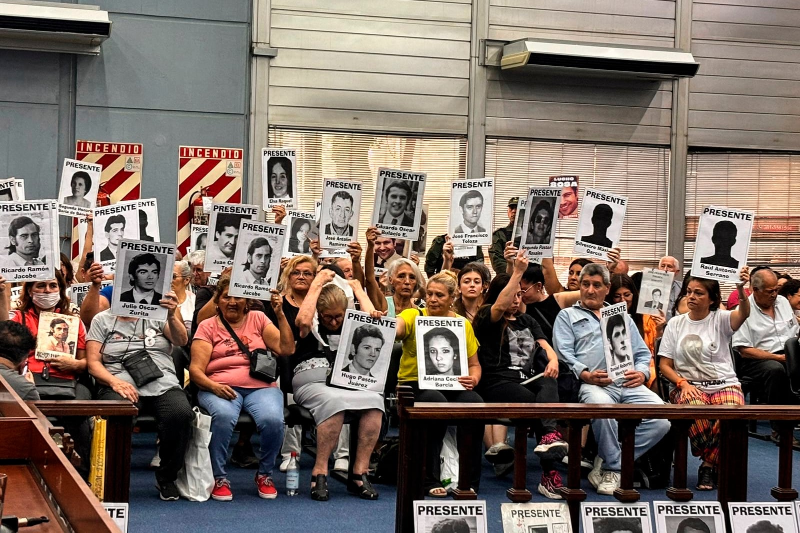 "Las fotos de los compañeros levantadas en alto por sus familiares, sobrevivientes, organismos y jóvenes también fue un hecho de Justicia”.