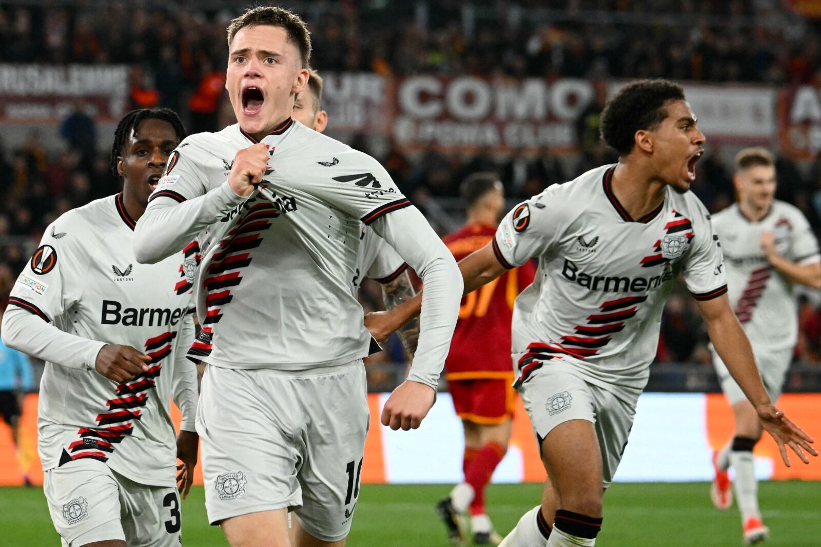 Florian Wirtz celebra el primer gol teutón en el Olímpico de Roma