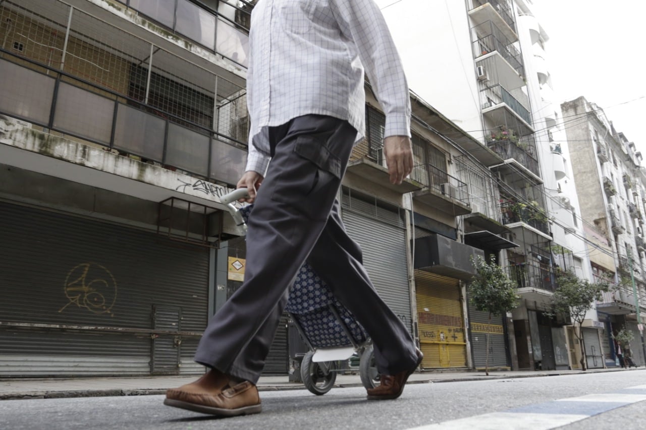 Los comercios cerrados vieron reducir su ingreso practicamente a la nada.