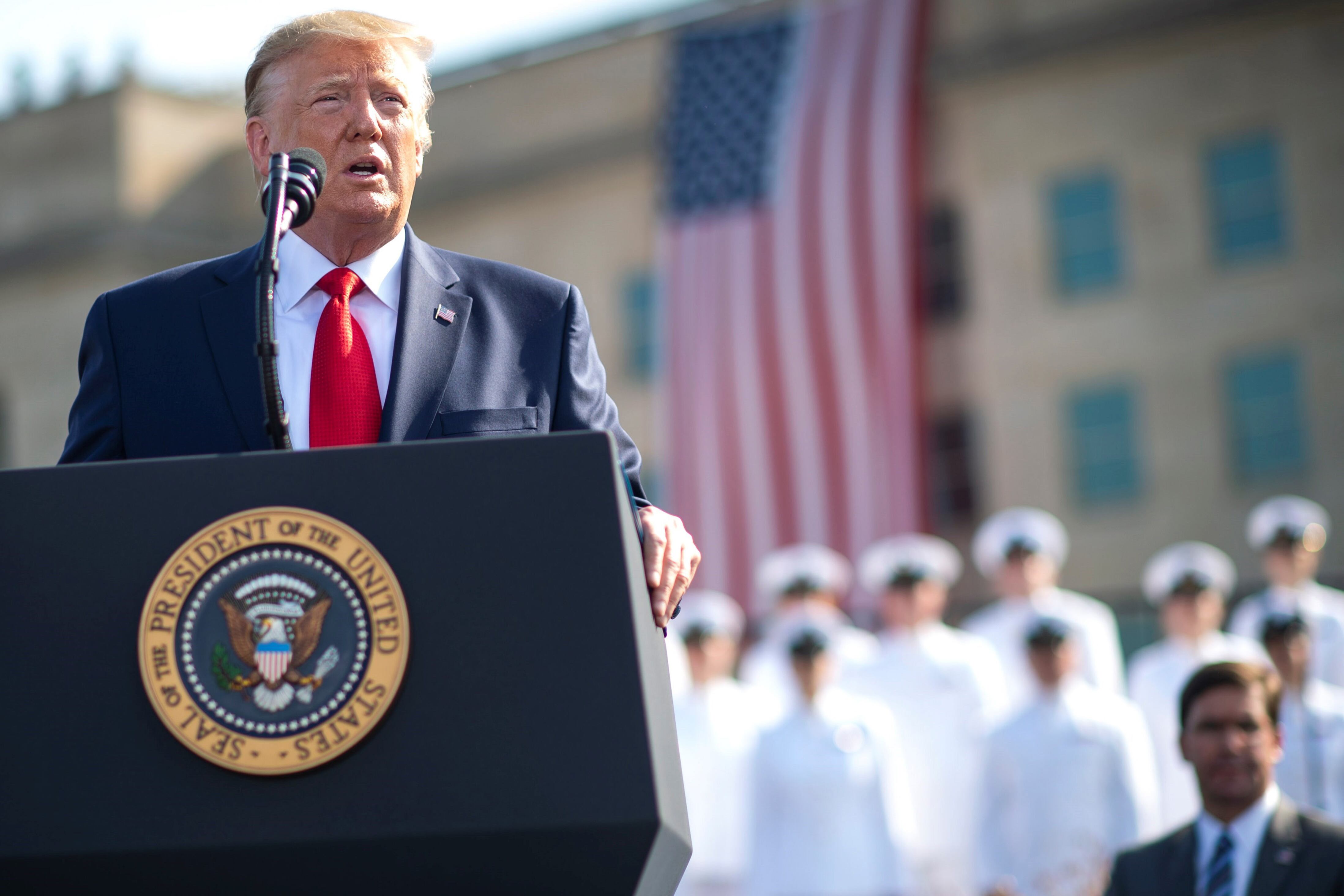 El presidente estadounidense, Donald Trump, aclaró que la medida no tiene por objeto una represalia miiltar.