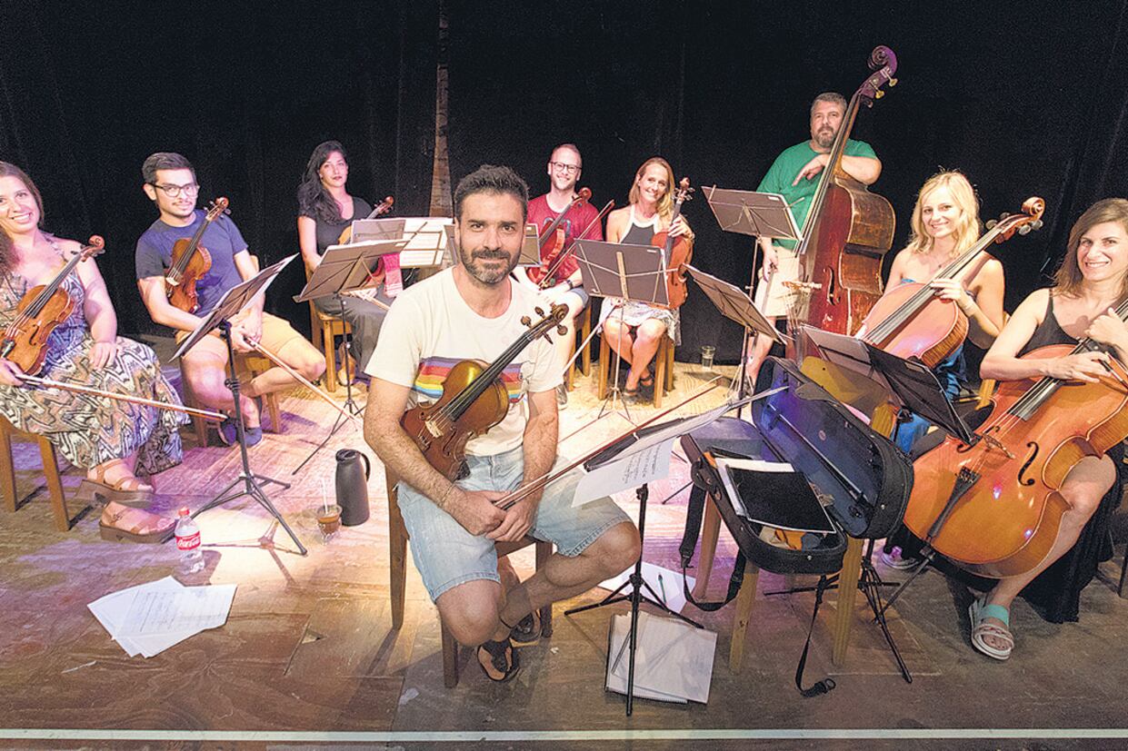 “Somos músicos de formación clásica interesados en el campo de la música popular”, dice el ensamble.