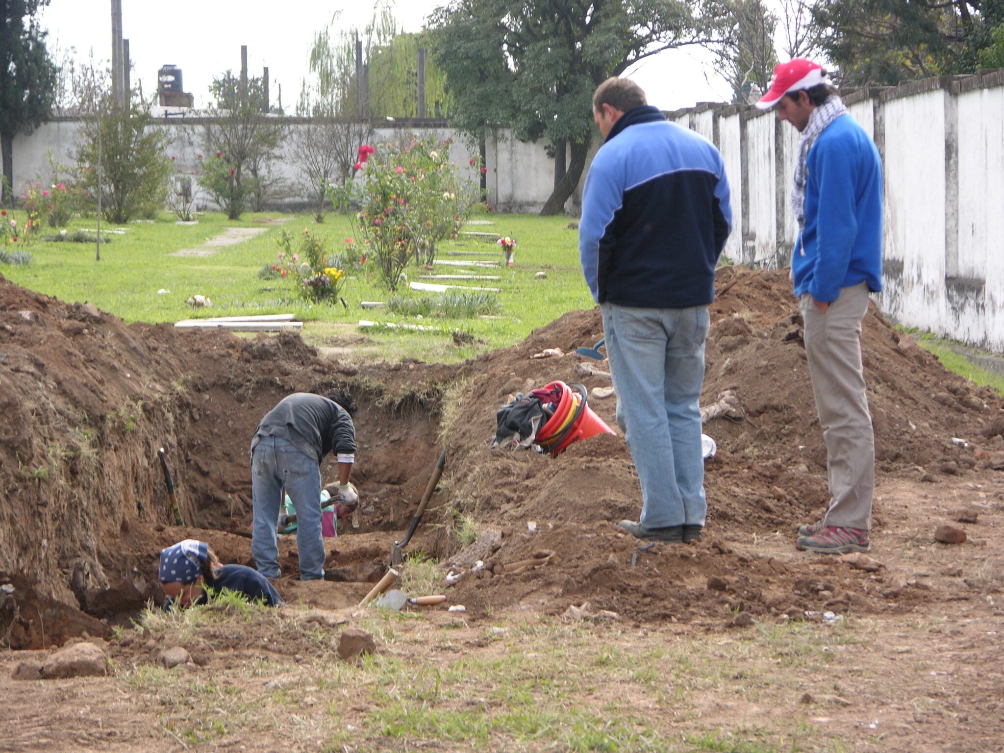 Reiniciarán las búsquedas de enterramientos clandestinos de personas desaparecidas entre 1975 y 1983
