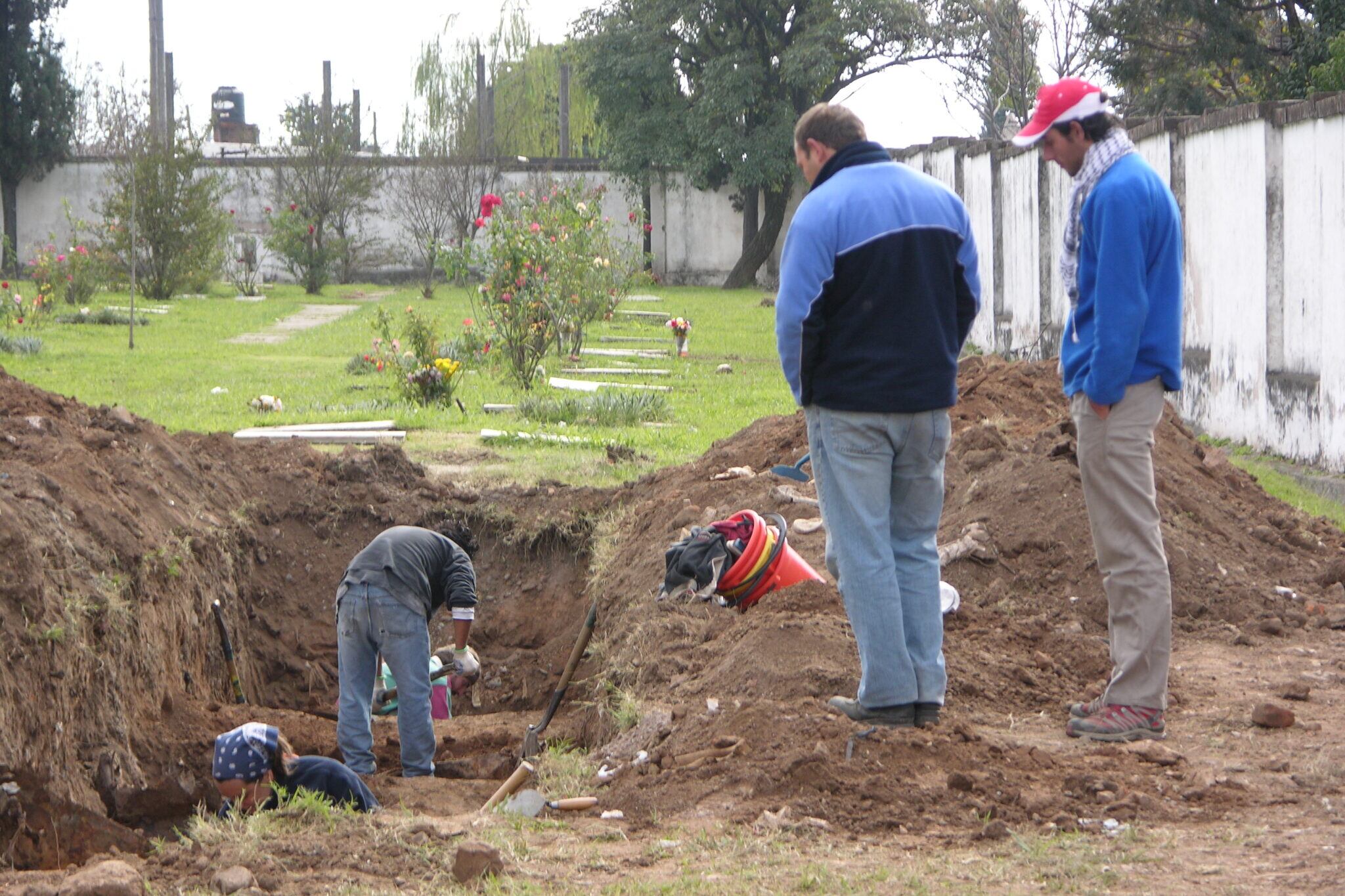 Reiniciarán las búsquedas de enterramientos clandestinos de personas desaparecidas entre 1975 y 1983