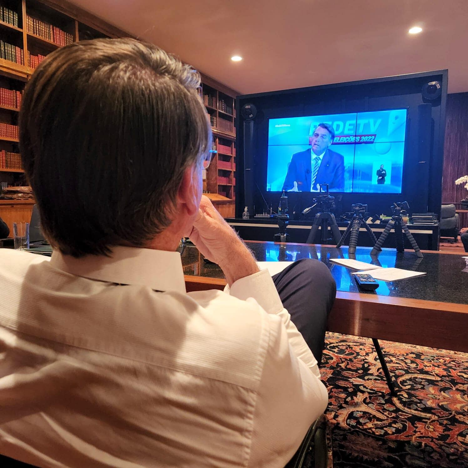 Bolsonaro en la previa de una entrevista televisiva, este 5 de septiembre / Facebook de Jair Bolsonaro