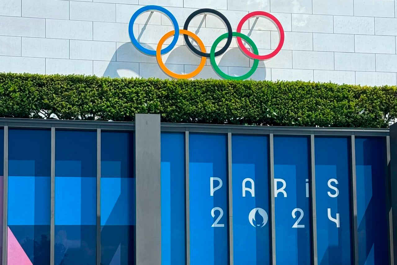 La sede del COI y Lausana, Suiza.