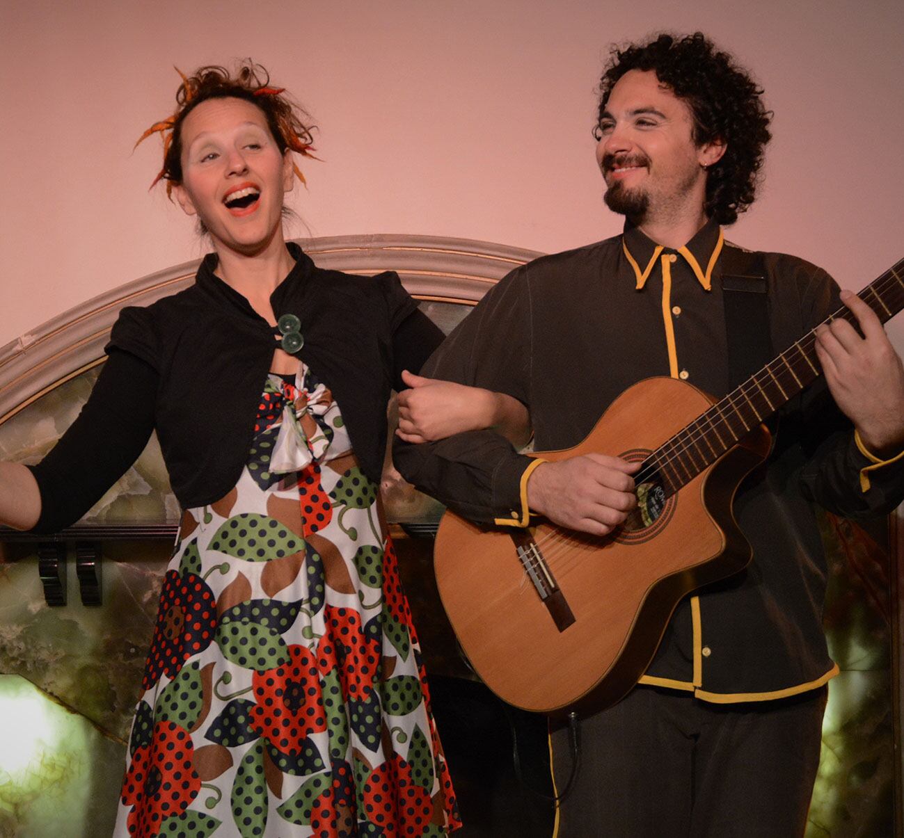 "Esdrújula, canciones y circo", en el Cine Lumière.