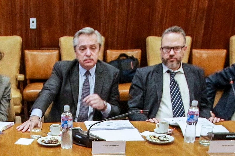 Alberto Fernández y Matías Kulfas, uno de sus delegados para la transición.