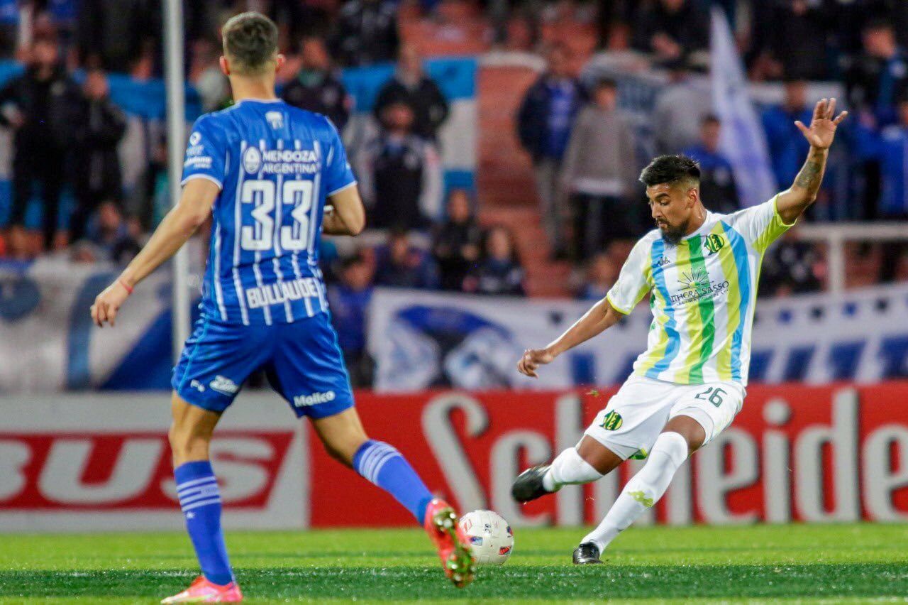 El duelo fue muy entretenido en Mendoza