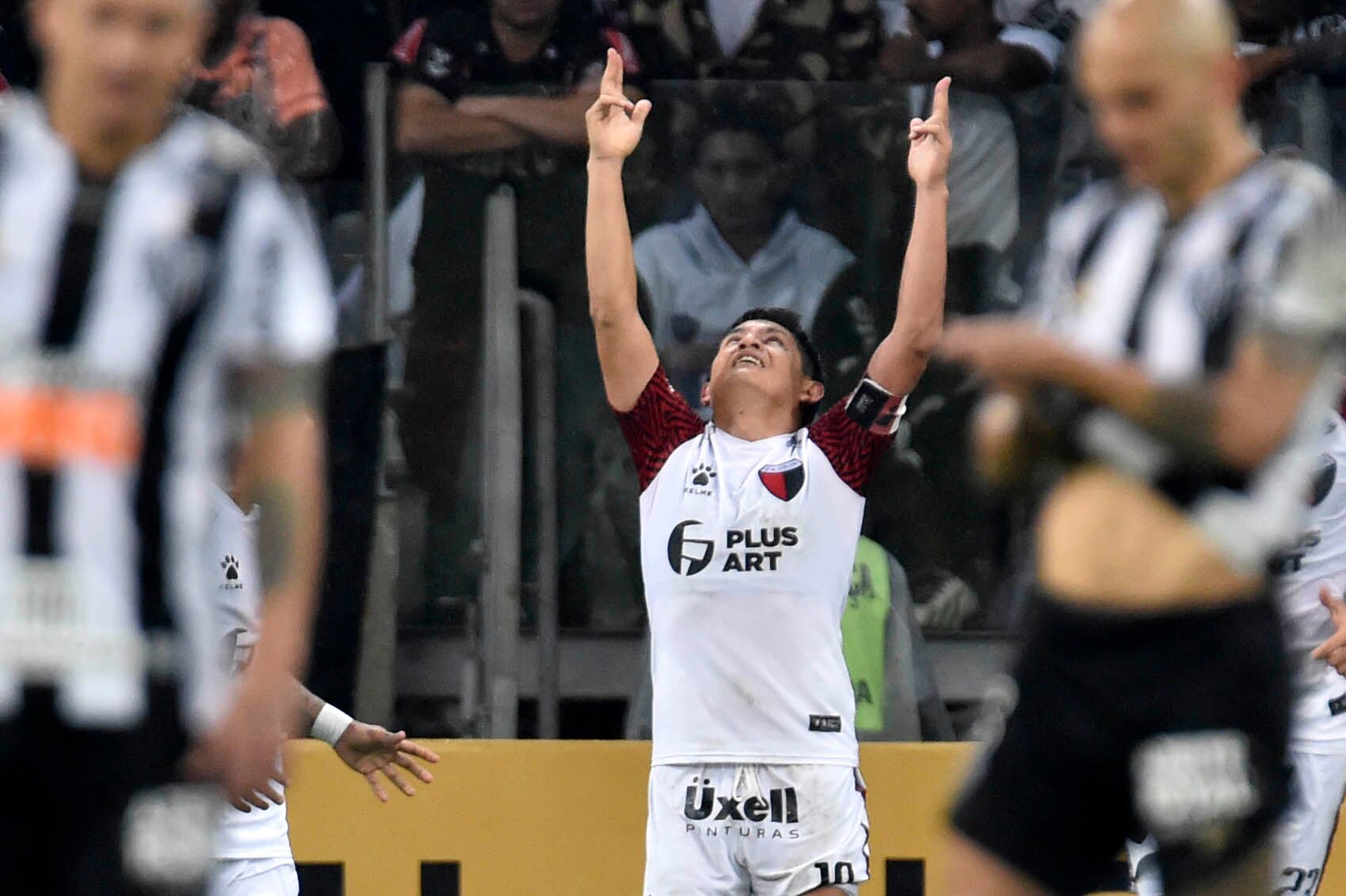 Luis "Pulga" Rodríguez, figura de Colón.