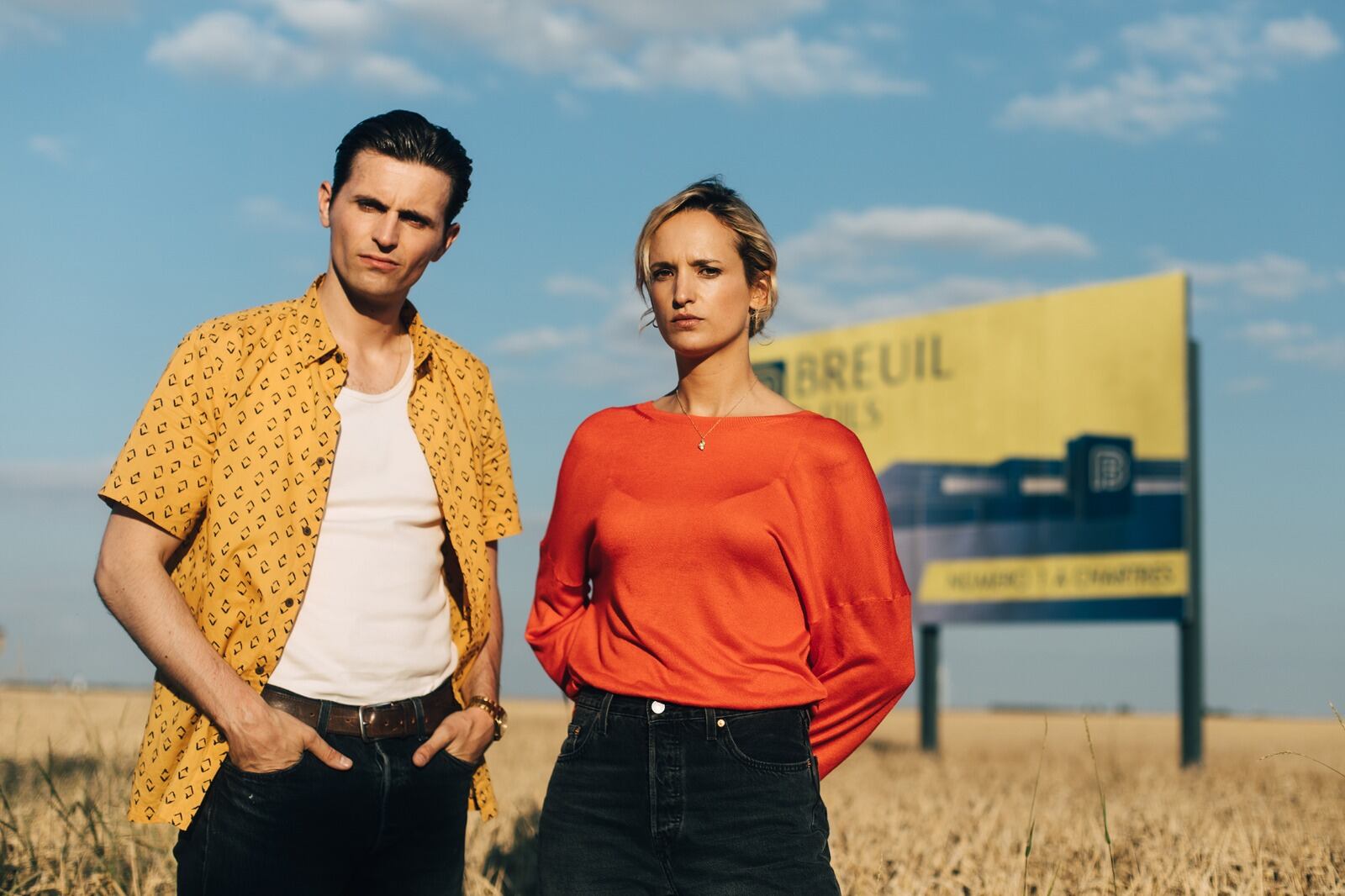 Los protagonistas se enfrentan a una  gran compañía que siempre gana.