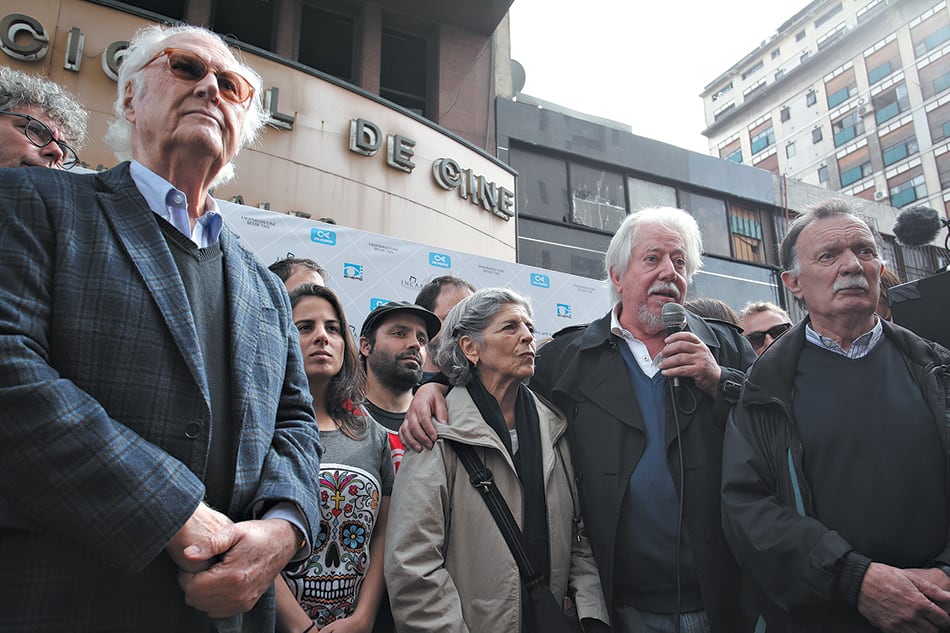 Luis Puenzo, director y guionista de La historia oficial, fue uno de los múltiples oradores en el encuentro.