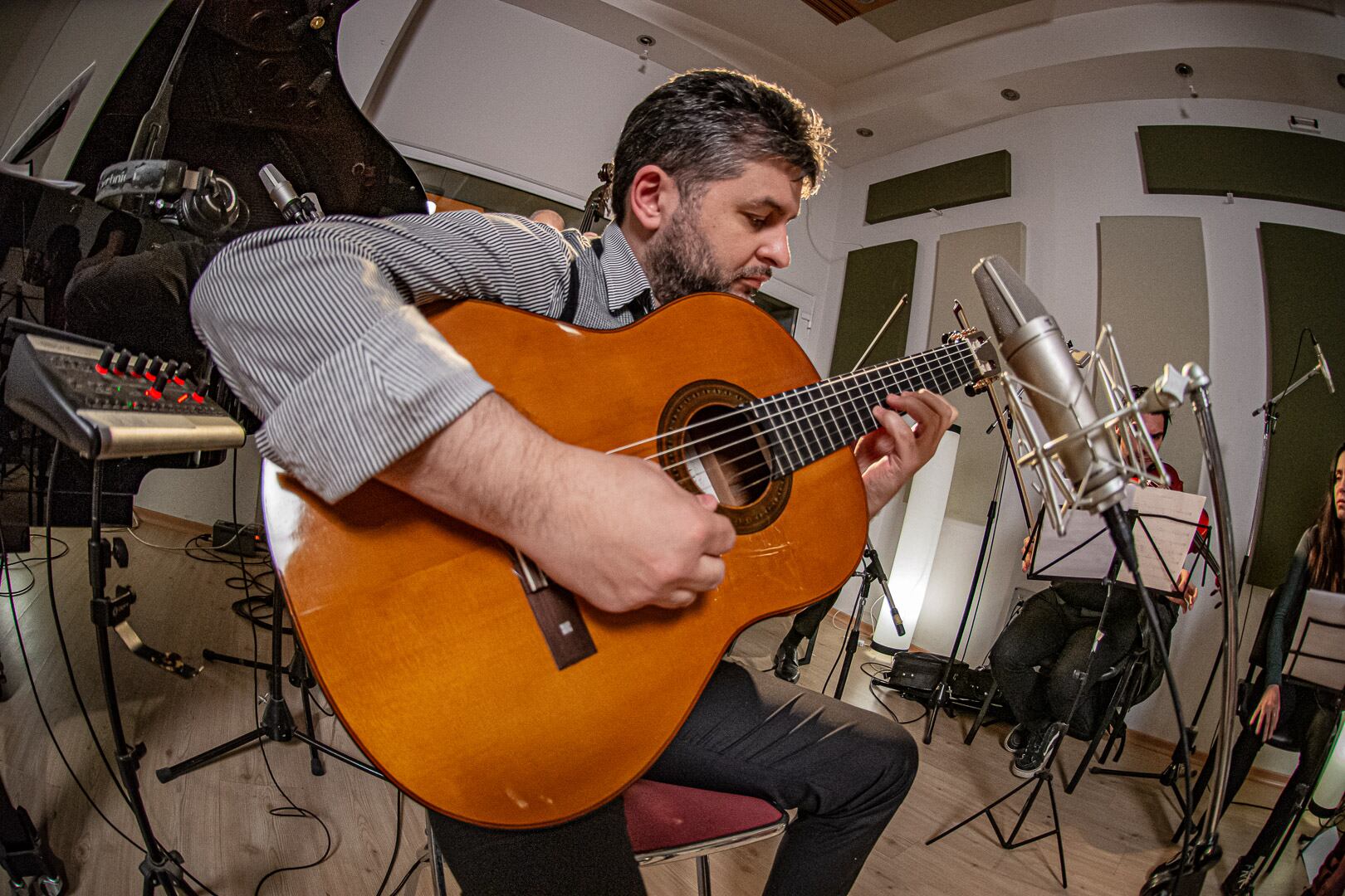 Rivas lleva adelante varios proyectos musicales en simultáneo.