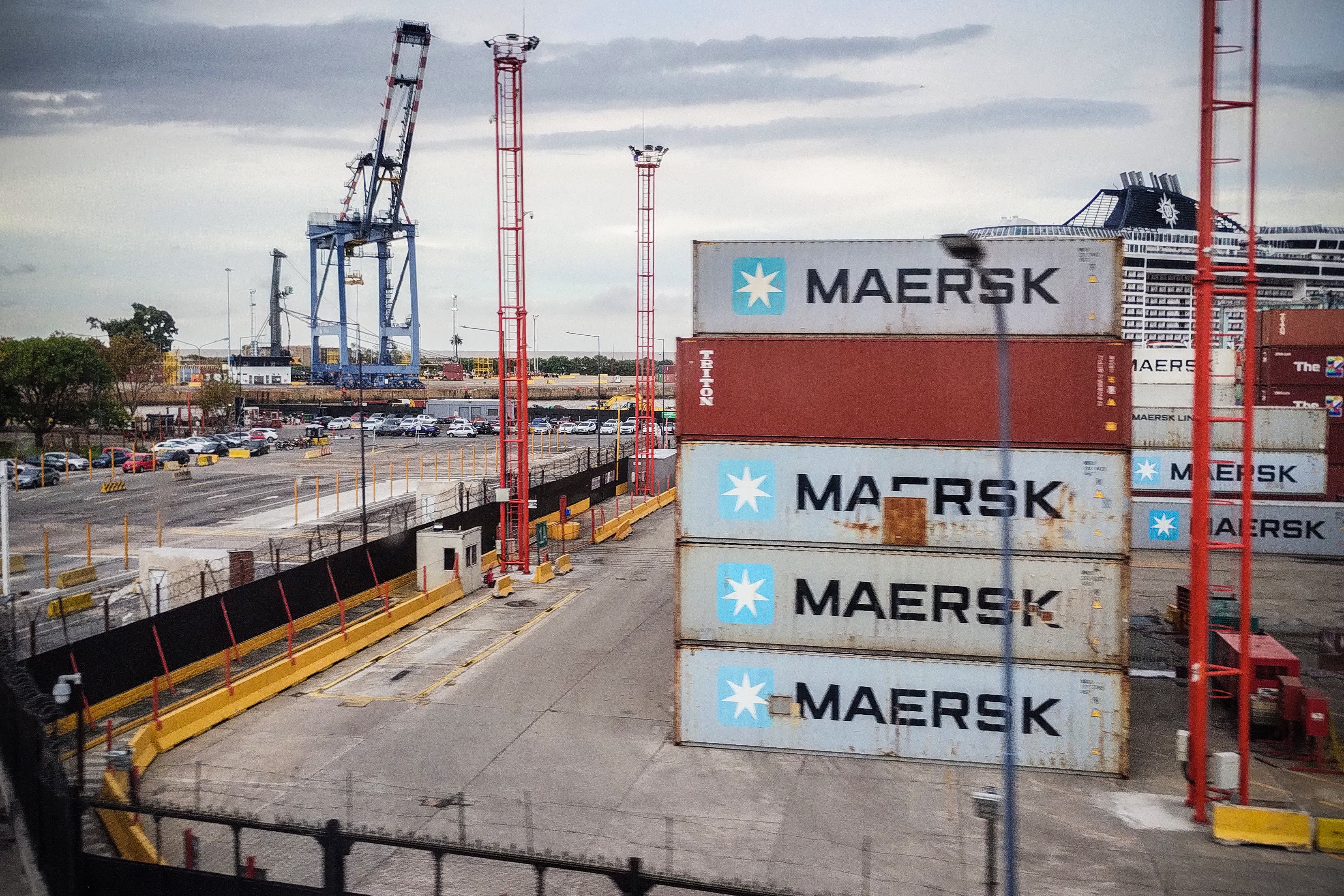 Las importaciones en general subieron 38,7 por ciento.