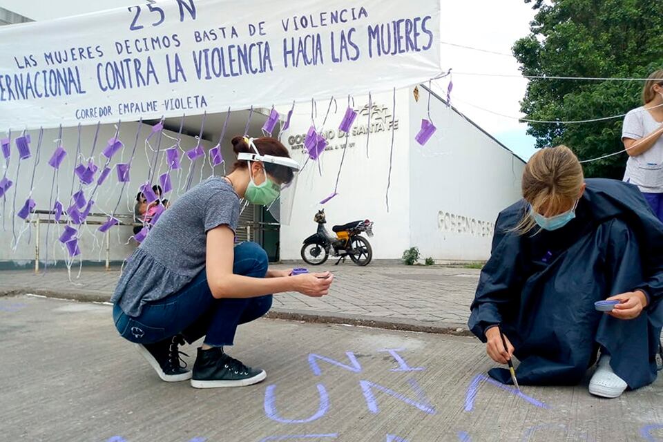 1) El 25 de noviembre salió a las calles del barrio de 65 mil habitantese se formó a partir de una red de organizaciones. 2) “Empalme tiene la riqueza de que históricamente ha trabajado por sus derechos.