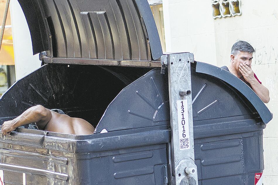 La canasta de pobreza se encareció en 10.032 pesos en un año.