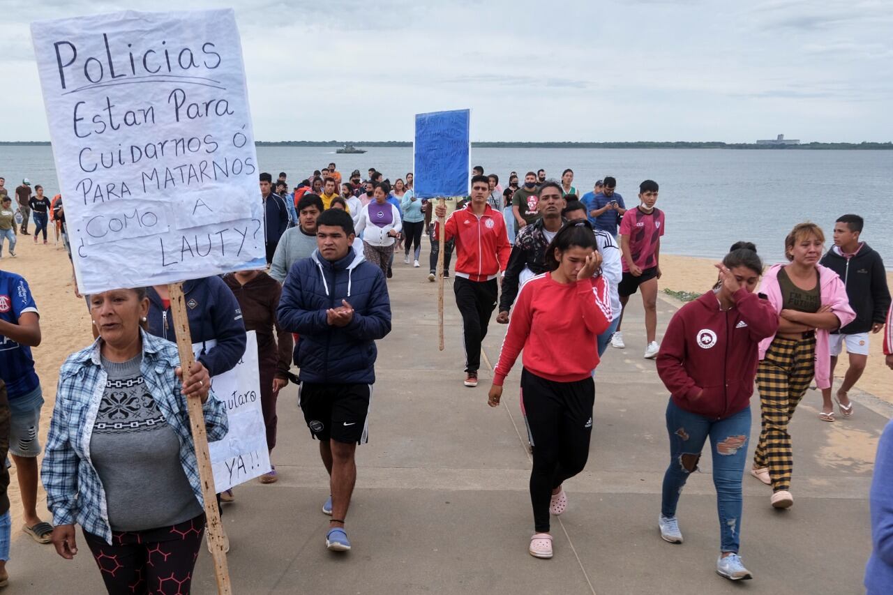 Protesta por la muerte de Lautaro Rosé.