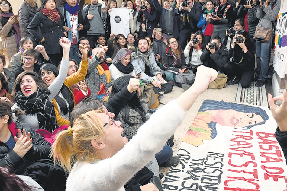 El clamor estalló en un solo grito cuando se escuchó la condena por travesticidio.