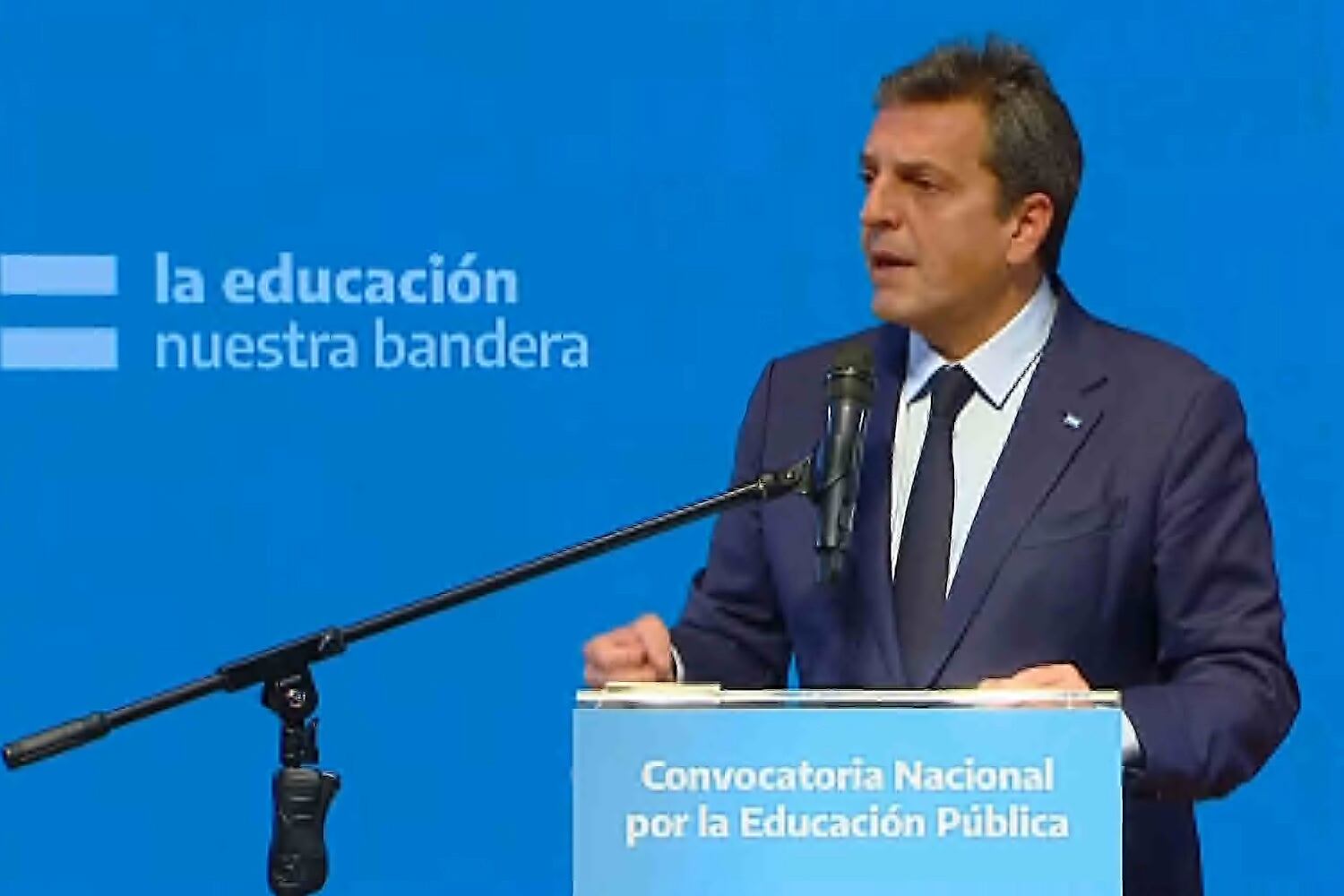 Sergio Massa anunció un proyecto que promueve mayor inversión en educación.