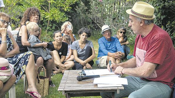 Rep pidió permiso a Mempo Giardinelli para citar una idea que escuchó en un Foro del Libro y de la Lectura.