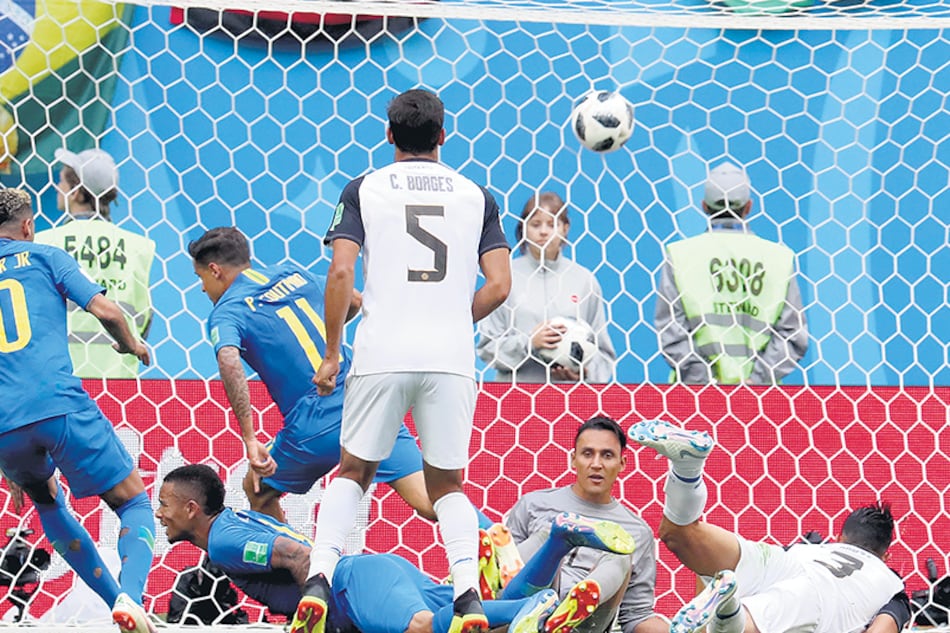 Coutinho acaba de darle el triunfo a Brasil, en el minuto 90.