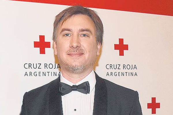 Diego Tipping, denunciado por acoso sexual, preside la Cruz Roja local desde 2015.