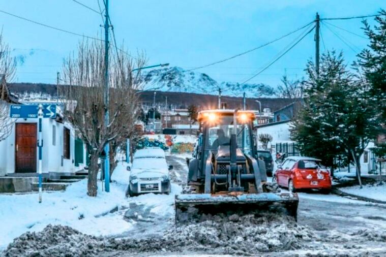 Varias localidades se encuentran bajo alerta del SMN por intensas nevadas.