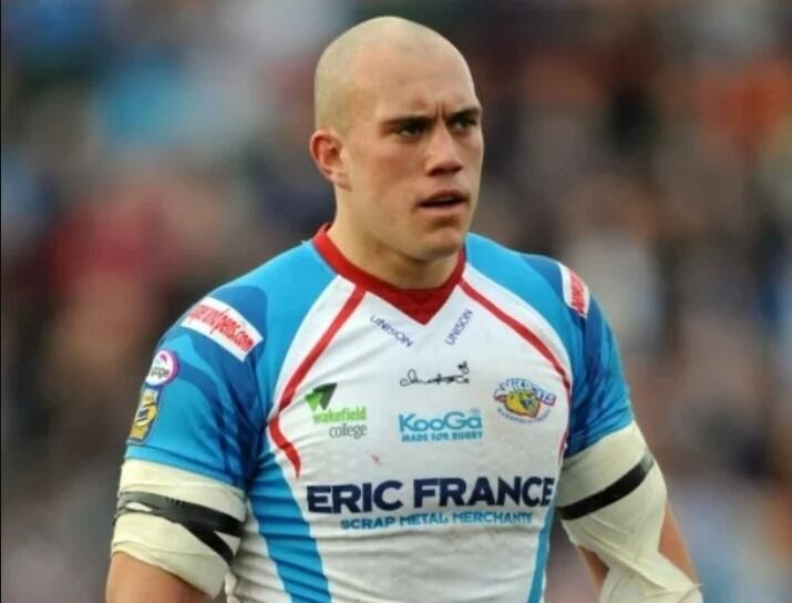 El exrugbier Rick Bubey y su pareja Jennie Platt habían viajado a Florencia, Italia, para pasar unos días en un spa, donde finalmente, murió en medio de un ataque a la mujer. 