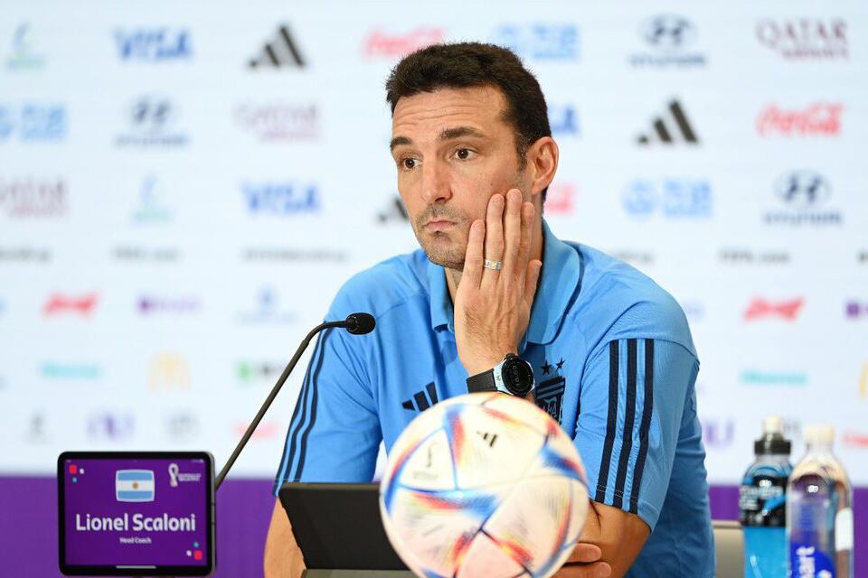 Lionel Scaloni, se mostró firme con sus convicciones futbolísticas.