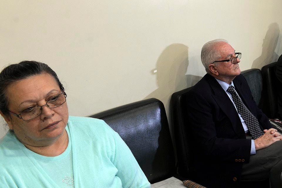 María Eva Aebi y el ex juez Víctor Brusa, dos de los acusados en la causa.