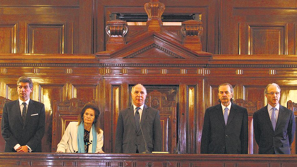 Las escuchas pasaron a la Corte Suprema luego de que el Gobierno se las sacara a la Procuración.