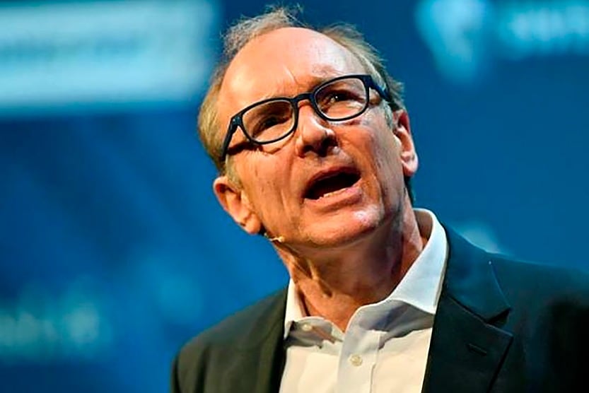 Tim Berners-Lee desarrolló la WWW en 1989. 
